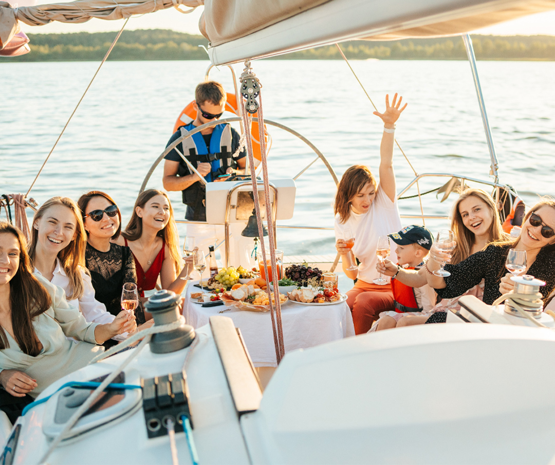 yacht rental in manila bay