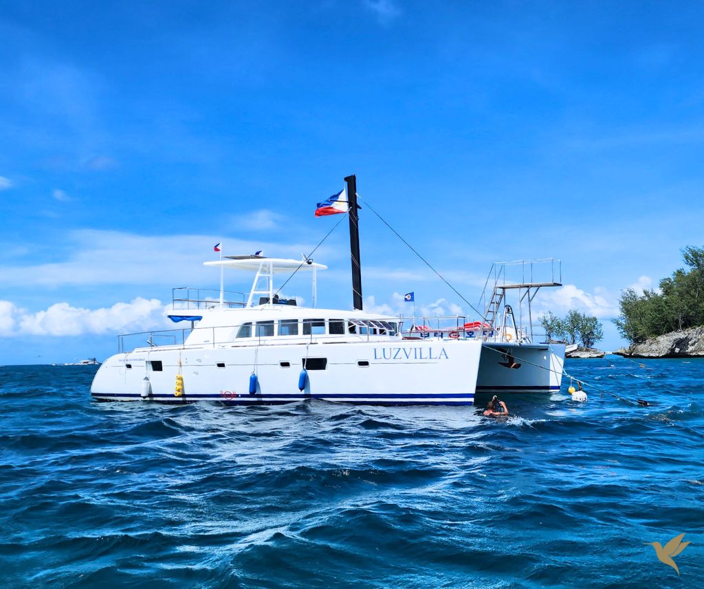 luxury yacht for rent philippines